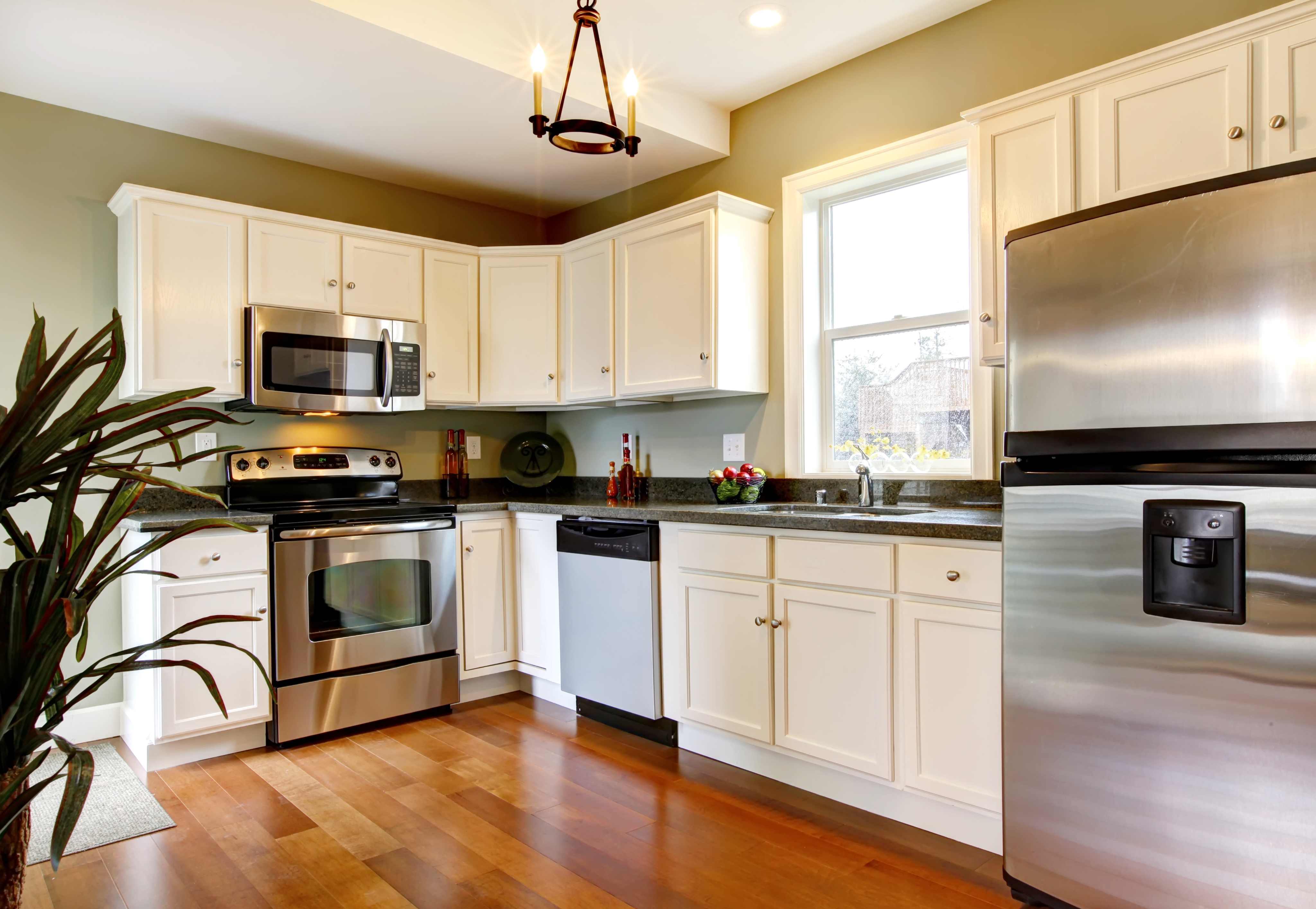 Modern kitchen layout with an efficient work triangle and spacious countertops